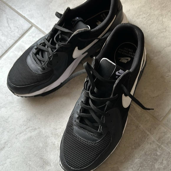 Fairly used Nike Air Max Excee in color black and white, US size 11.5. - Picture 14 of 14